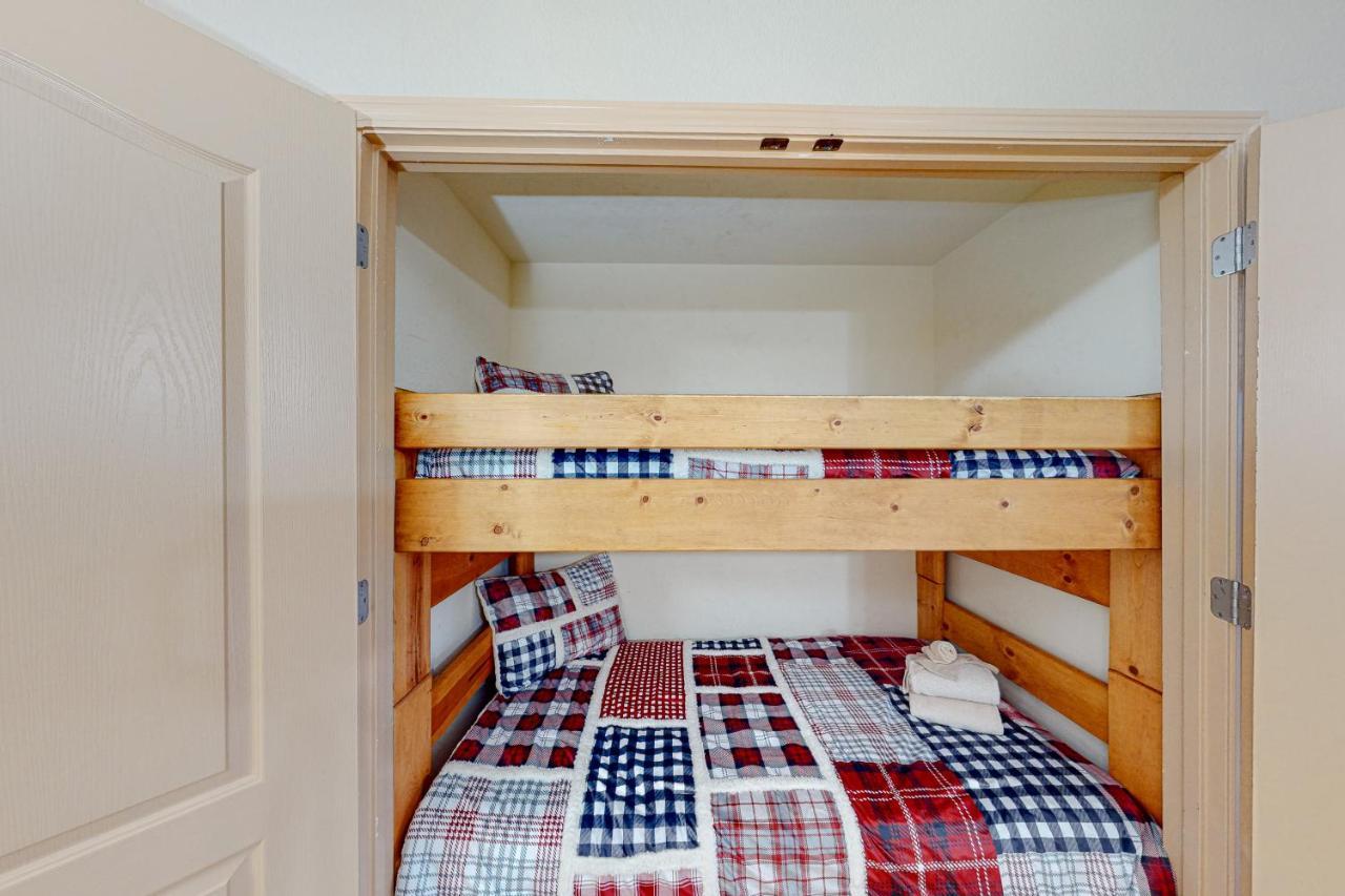 Appartamento Wildernest Pigeon Forge Esterno foto