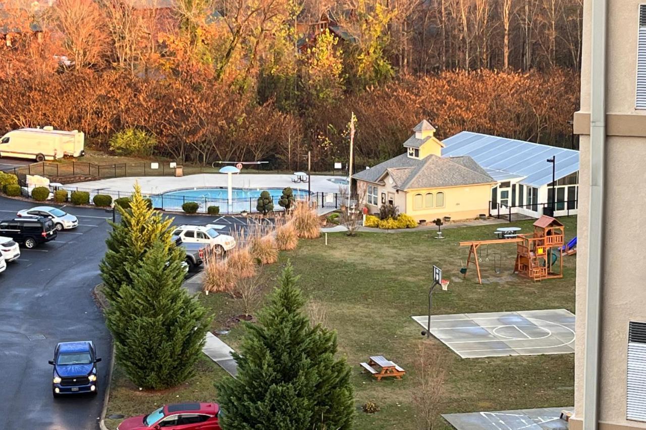 Appartamento Wildernest Pigeon Forge Esterno foto